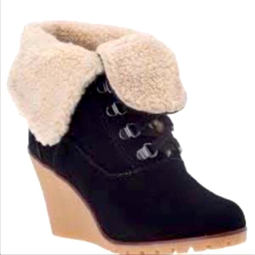 Kelsi Dagger Shearling Lace Up Wedges! 😊😊